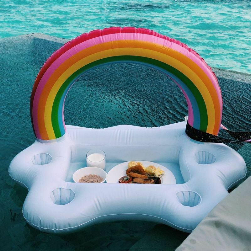 Rainbow cloud cup holder - Resting Beach Face